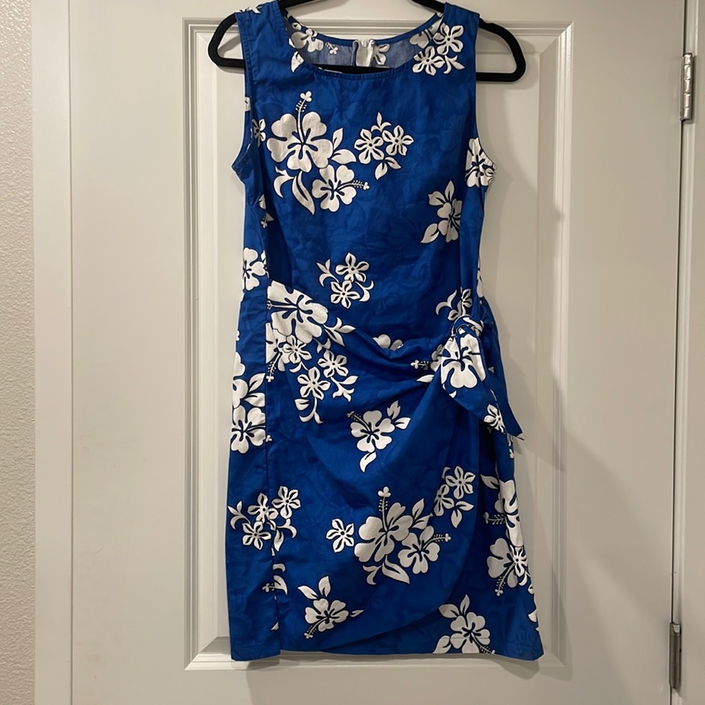 Classic Hawaiian Dress